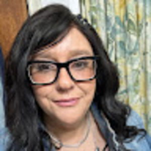 Meet your Posher, Monica